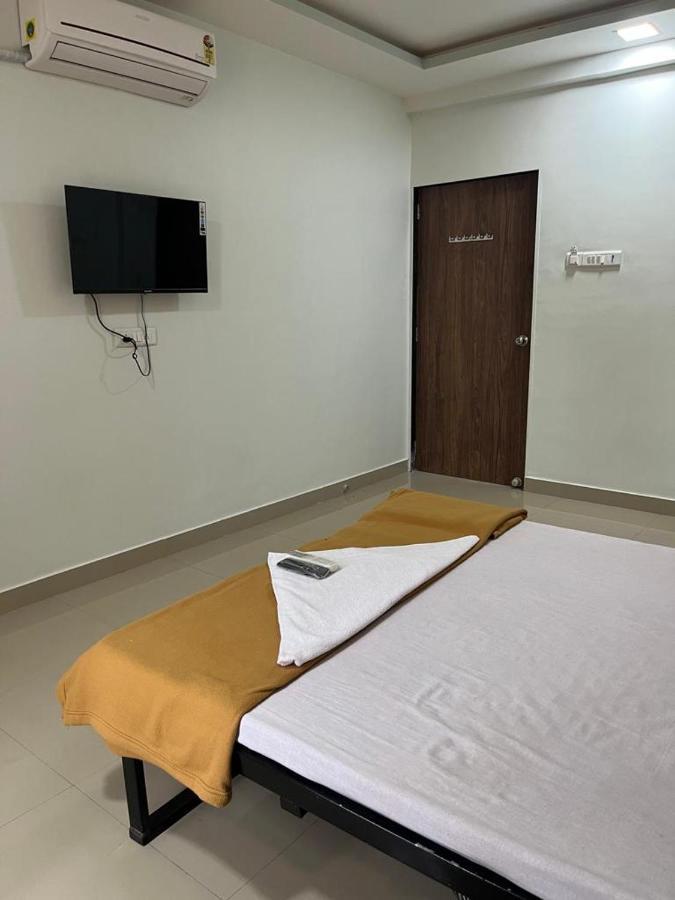 Shree Maldatta House Vaishet Ngoại thất bức ảnh