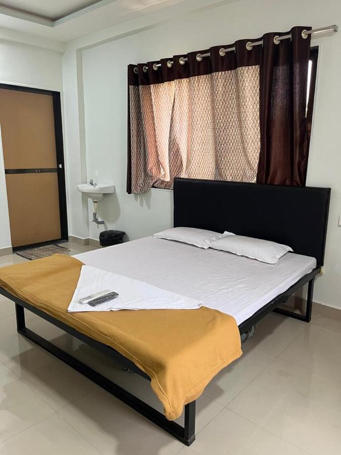 Shree Maldatta House Vaishet Ngoại thất bức ảnh