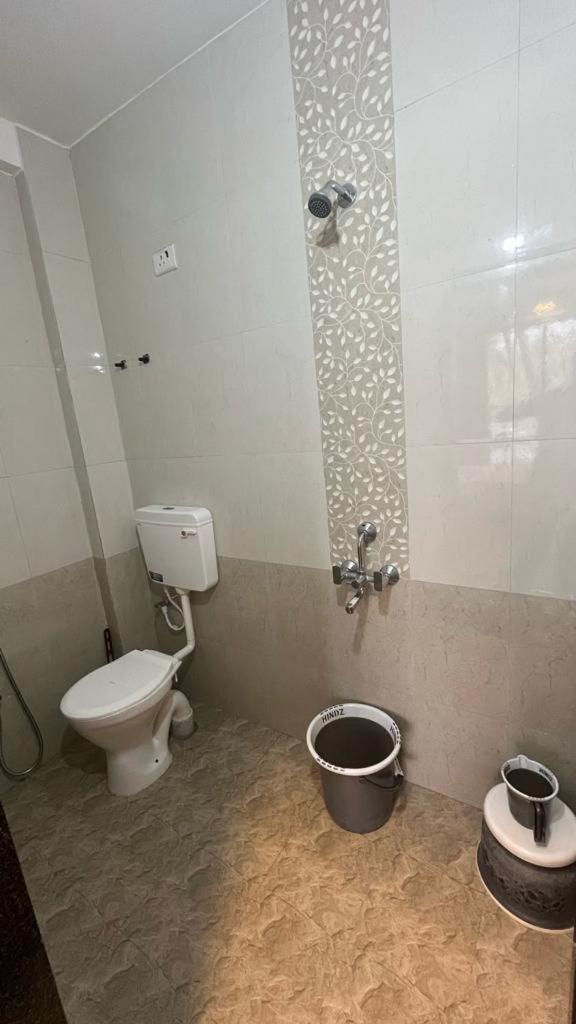 Shree Maldatta House Vaishet Ngoại thất bức ảnh