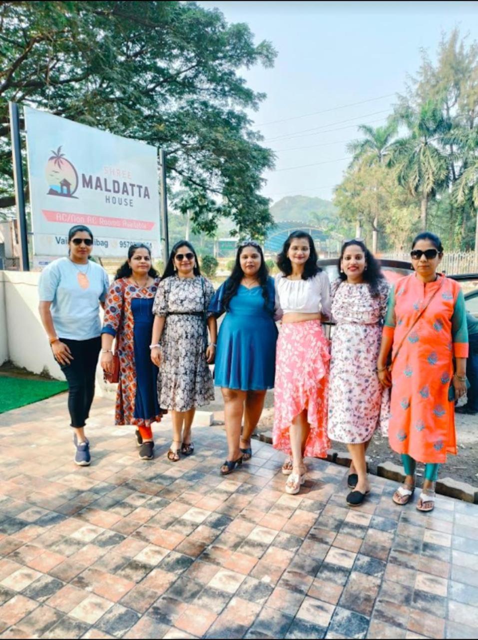 Shree Maldatta House Vaishet Ngoại thất bức ảnh