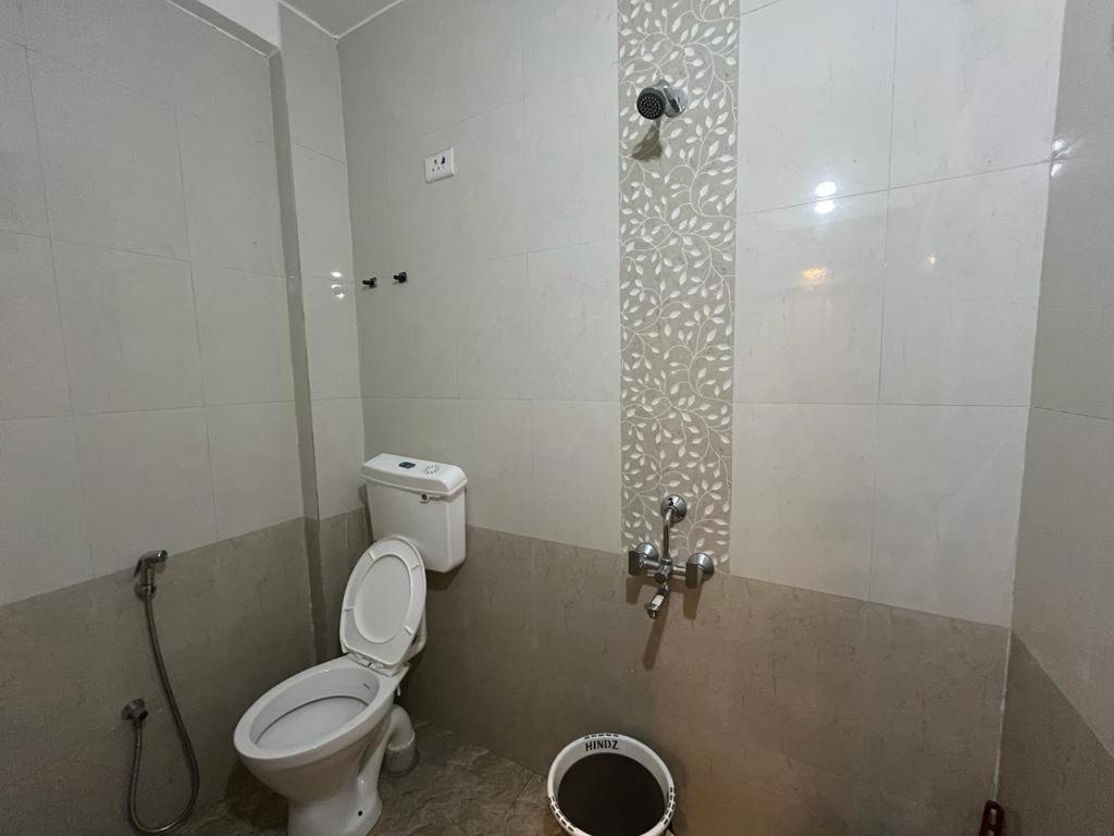 Shree Maldatta House Vaishet Ngoại thất bức ảnh